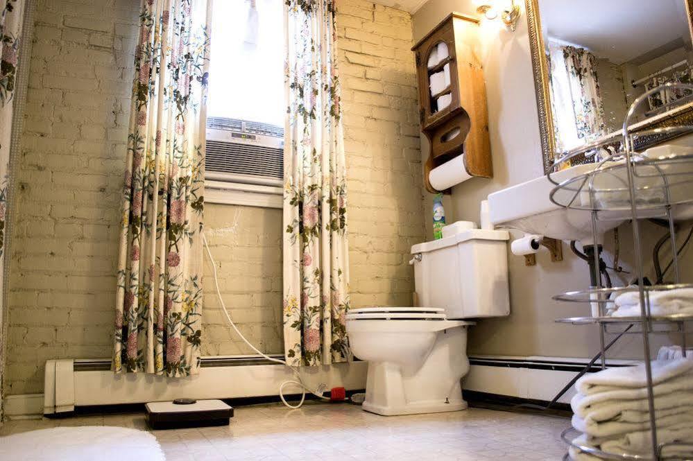 Clifford House Private Home B&B クリーブランド エクステリア 写真