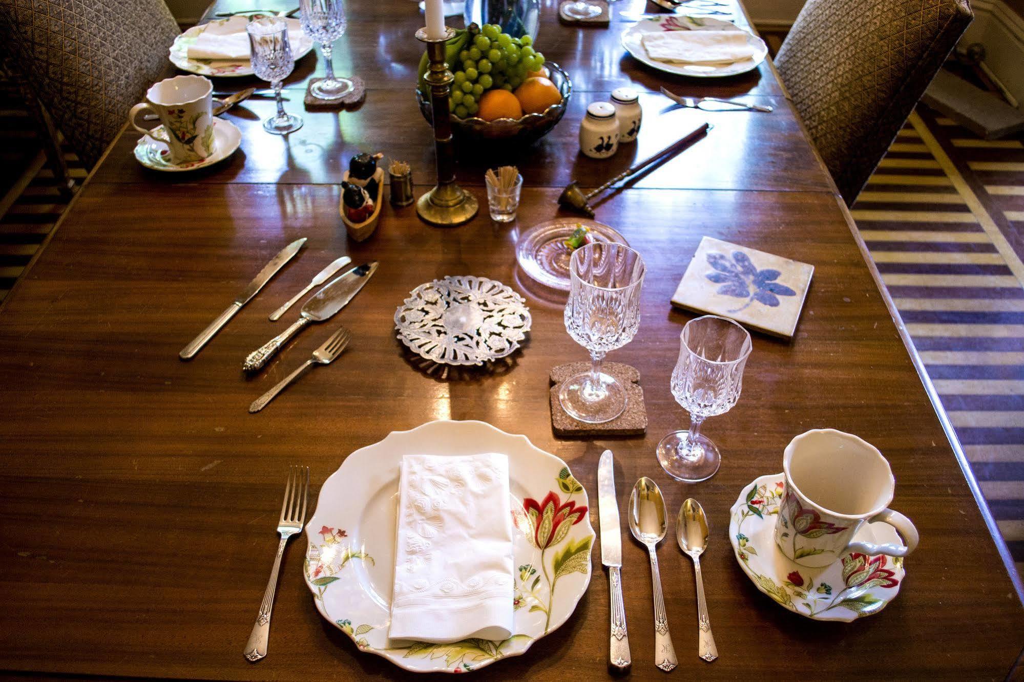 Clifford House Private Home B&B クリーブランド エクステリア 写真
